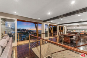 Sunset Hills Villa with Stunning Views of the City, Los Angeles